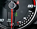 Im stets analogen Drehzahlmesser ist die CNG-Tankuhr integiert. Ist das Erdgas verbraucht, leuchtet die Anzeige rot