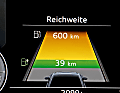 Im Virtual Cockpit wird die Gesamtreichweite zweigeteilt (E + Verbrenner) dargestellt