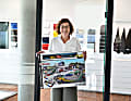 Margit Frank, Leiterin des Experience Center, schätzt bei ihrer Arbeit vor allem den direkten Kontakt mit den Porsche-Besitzern und Fans der Marke