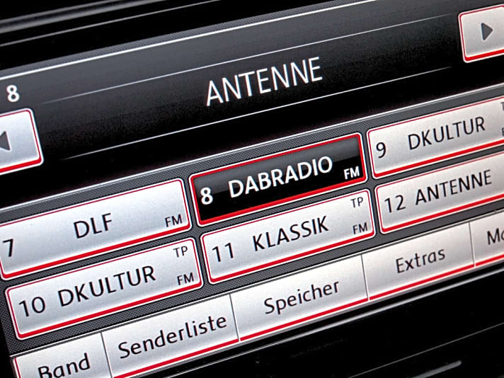   	GUTE FAHRT präsentiert auf 14 Seiten alles Wissenswerte zum Thema Digitalradio DAB+, inklusive Nachrüstungs-Bauanleitungen für
 	Volkswagen- und Audi-Modelle sowie eine Marktübersicht 
