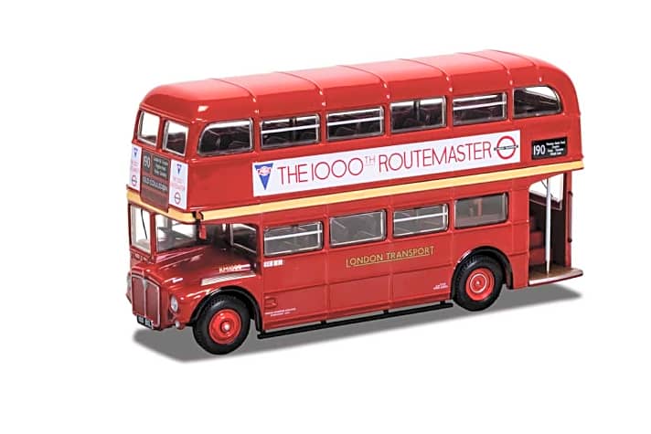 Hinweis in eigener Sache: Auf der zweiten Neuheit des AEC aus dem Hause Corgi verweist die Firma Routemster stolz auf den 1000sten produzierten Bus dieses Typs ]