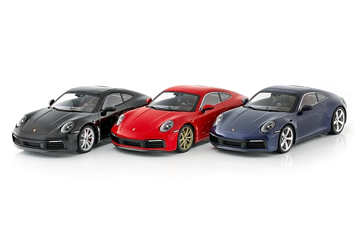 Mit drei gediegenen Sonderfarben, noch dazu streng limitiert, bereichert Minichamps auch die 911er-Palette von CK-Modelcars in 1:18