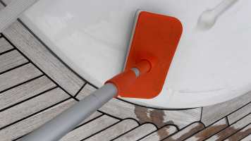 Innovative cleaning sponge for wood and plastic