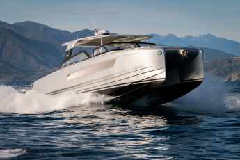 Catamaran with more power and electric drive