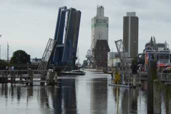 Les perturbations des ponts menacent le port fluvial