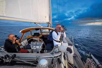 Astronavigation - only with sextant instead of satellite