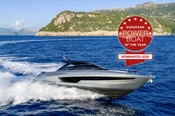 Who has a chance of winning a powerboat Oscar?