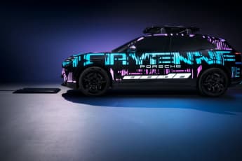 Induktives Laden beim Cayenne