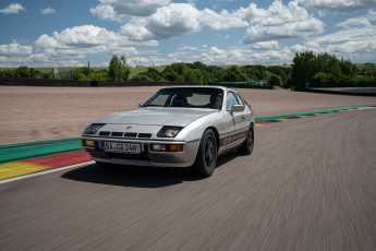 PORSCHE 924 S – EINE NUMMER GRÖSSER