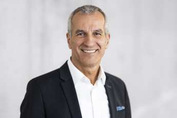 Albrecht Reimold übergibt Produktionsvorstand an Christian Friedl