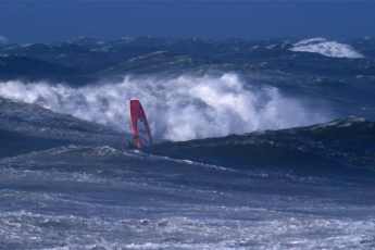 ‘I’m the broken foot’ – the story behind a windsurfing accident
