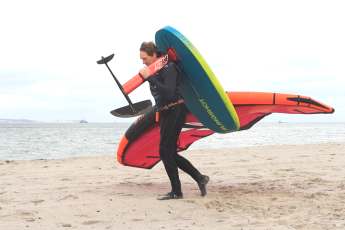 The best way to carry your board and wing to the water