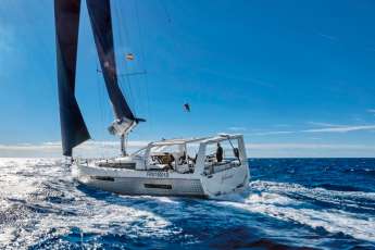 Alu-Yacht ist robust, ruhig und erfreulich unkompliziert
