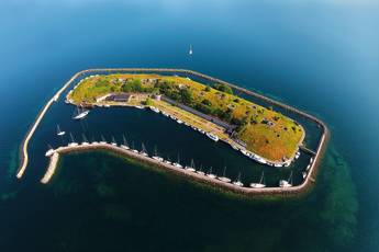 Festung und Marina Flakfortet stehen zum Verkauf