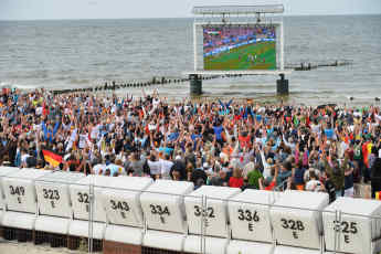 The ten best football World Cup fan merchandise items for sailors
