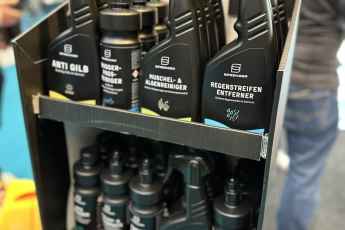 Serie di prodotti per la cura con sette prodotti Sprenger