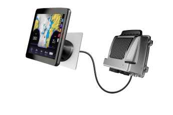 Q Display Float – schlanker Kartenplotter mit abgesetzter Elektronik