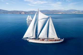 Segelurlaub im Mittelmeer mit Konstruktionskurs für Yachten