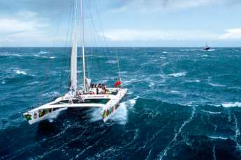 Comme Sir Peter Blake autrefois - Finale d'ouragan pour "Sodebo