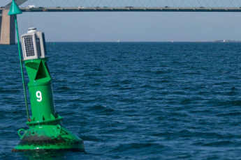 Les bouées de chenal ne sont que des aides à la navigation