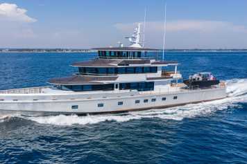 Sparsamer Explorer – JFA Yachts liefert 50 Meter aus