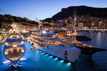 Superyachten ab 55 Meter