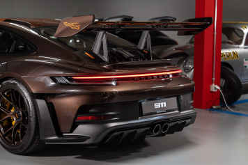 Porsche GT3 RS wird zum Haute-Couture-Unikat