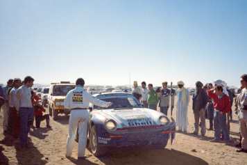 40 JAHRE 959 – DOPPELSIEG PARIS-DAKAR - DREI JAHRE EINSATZ BIS ZUM TRIUMPH