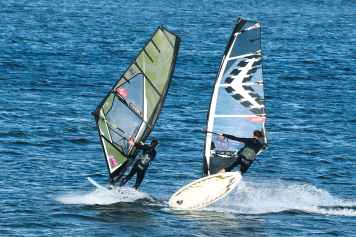 Oldtimer, Youngtimer und aktuelle Freestyle-Boards im Vergleich