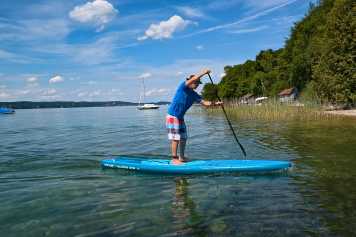 A sporty touring board at an attractive package price.