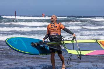 Proffitt und Friedl holen Masters-Titel auf Teneriffa