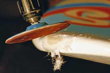 So repariert ihr Finnen, Mastfuß und Board-Laminat