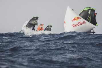 Surf-Freestyle und FreeFly-Slalom auf Gran Canaria