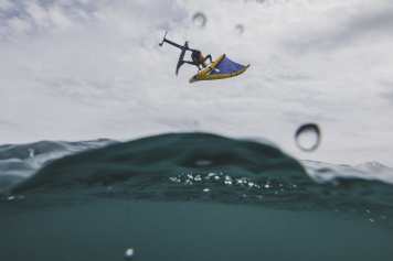 GWA-Saison startet mit Surf-Freestyle in Leucate