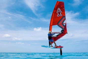 Windsurf-Foilen lernen - von null auf Foil an einem Tag!