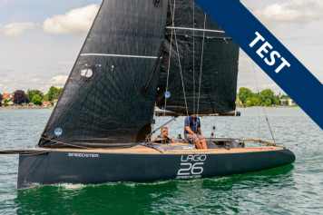 Il vero daysailer convince nel test con le sue caratteristiche di navigazione.