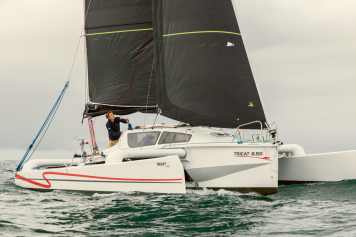 Welcher trailerbare Trimaran hat die beste Lösung?