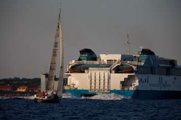 Gefährlicher Wellenschlag in der Marina von Rønne