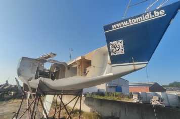 Denkmalgeschützter Whitbread-Racer “Rucanor Tristar” aus Belgien zersägt