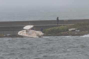 Unwetter wütet in den USA – verwüstete Häfen, gesunkene Boote