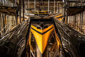 Fliegende Monohull-Yacht nimmt Gestalt an