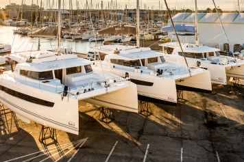 Brand wütet in Werft in Canet-en-Roussillon