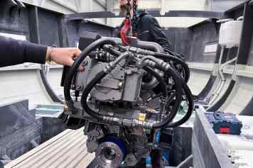 Erstes Boot mit Yanmars neuem Hybridantrieb im Bau