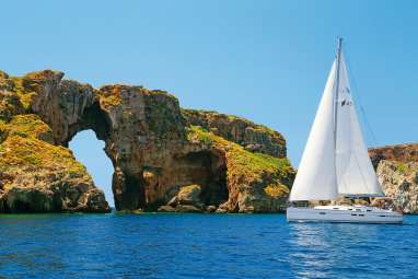 Corinth Canal opens - Corona rules relaxed