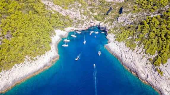 Does the Adriatic have a problem with mass amateurism?