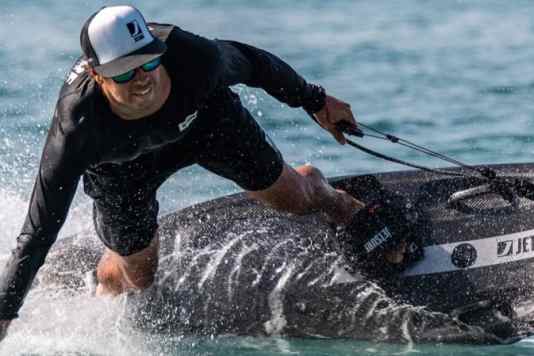Motosurf – der große Guide für den neuen Surfspaß