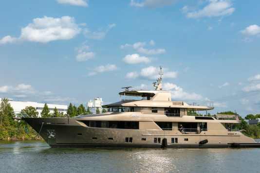 Eine Yacht für Entdecker