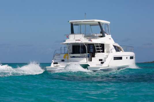 Instruction on the catamaran - know what is where