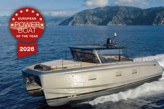 Bluegame BGF45 - with America's Cup Foil technology