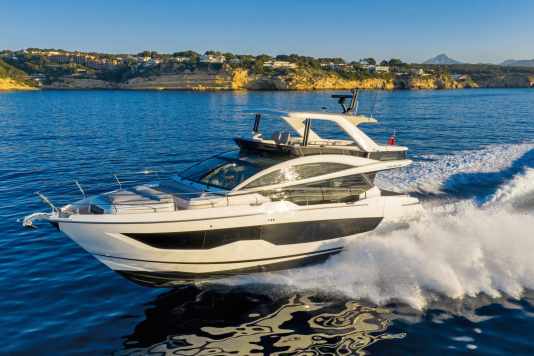 Modern and comfortable pearl in the test